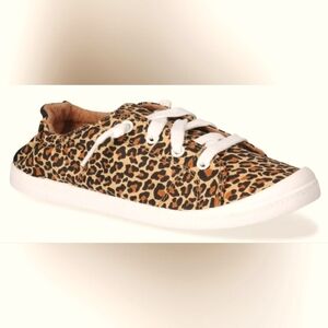 🦋Leopard Print Canvas Sneakers 🐆